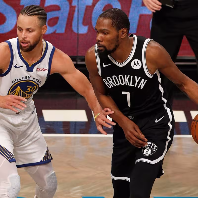 Kevin Durant suena para volver a los Warriors. 