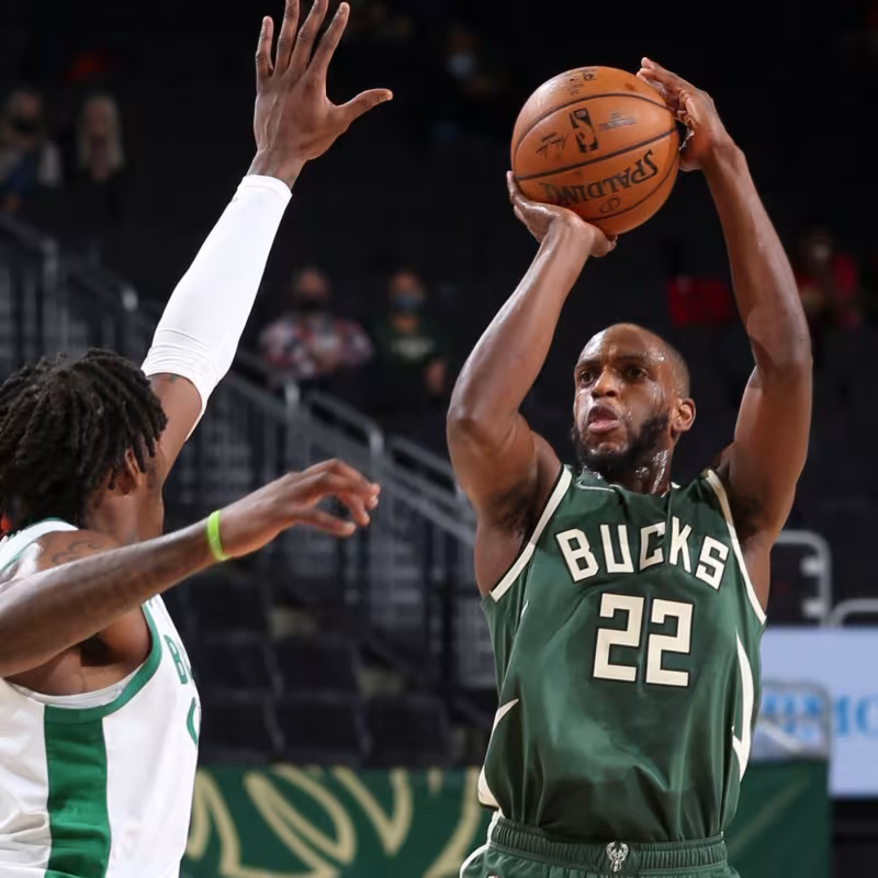 Khris Middleton, jugador de Milwaukee Bucks.