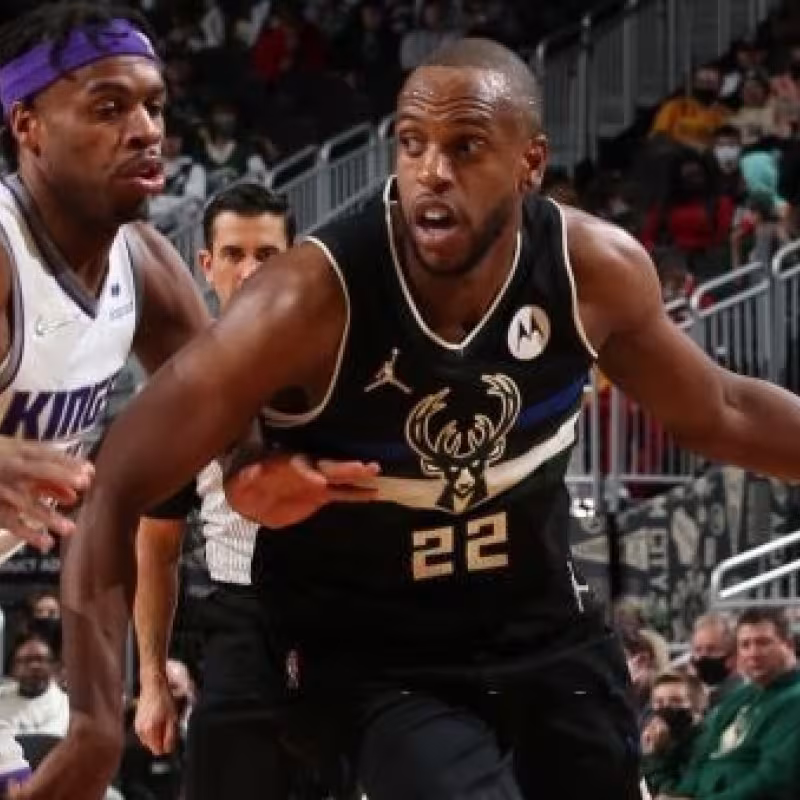 Khris Middleton, jugador de Milwaukee Bucks. Foto: Juan Ocampo/NBAE via Getty Images