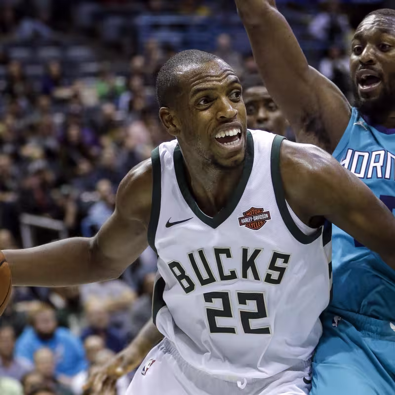 Kemba Walker y Khris Middleton estarían en el Mundial de China