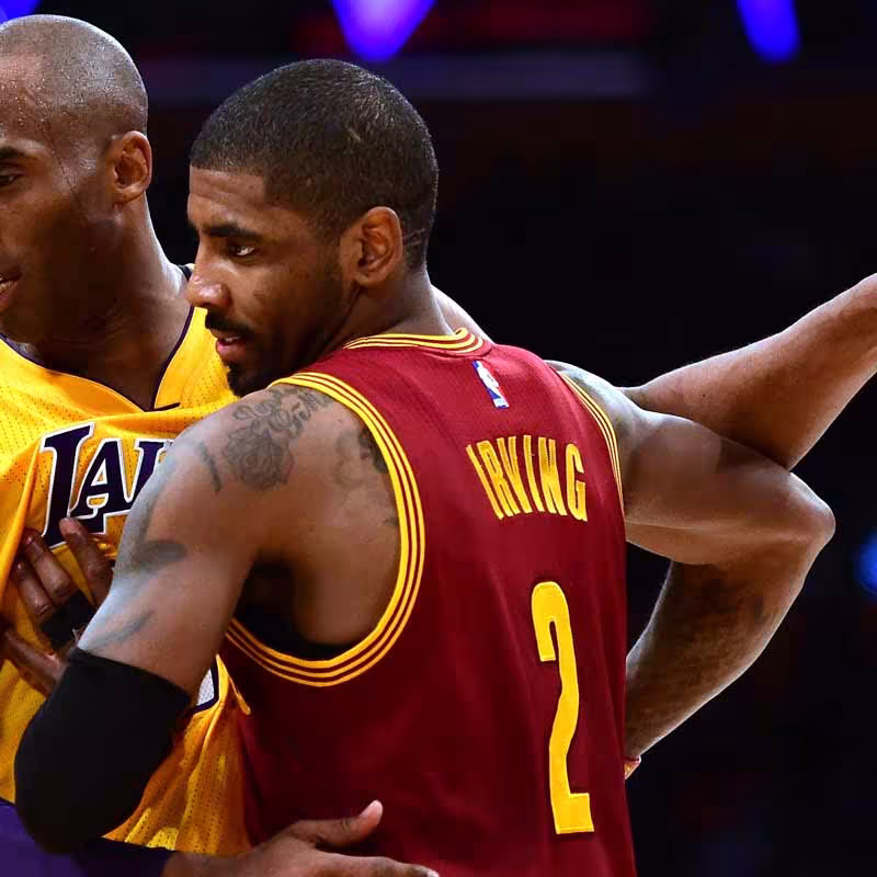 Kyrie Irving no jugará este domingo por motivos personales: Era muy amigo de Kobe Bryant