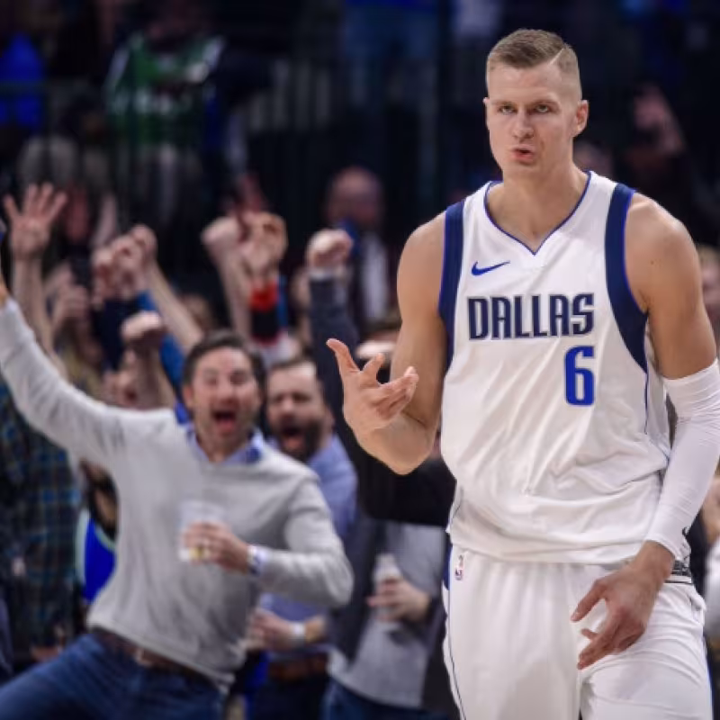 Kristaps Porzingis, jugador de Dallas Mavericks.