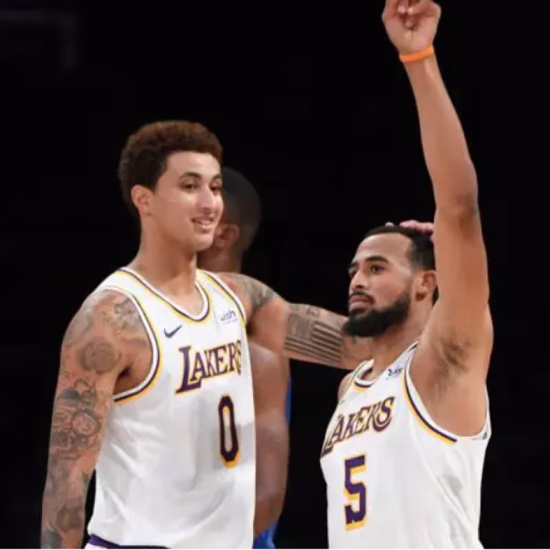 Kyle Kuzma elogia a Horton-Tucker comparándole con Anthony Edwards