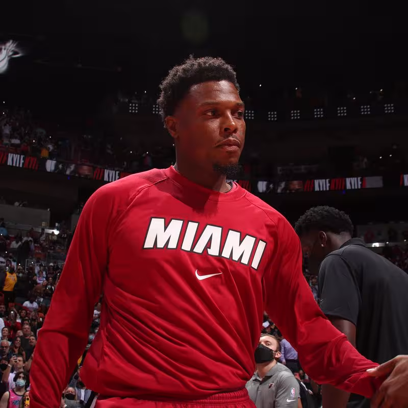La lesión de Kyle Lowry, un problema serio para unos Miami Heat faltos de química