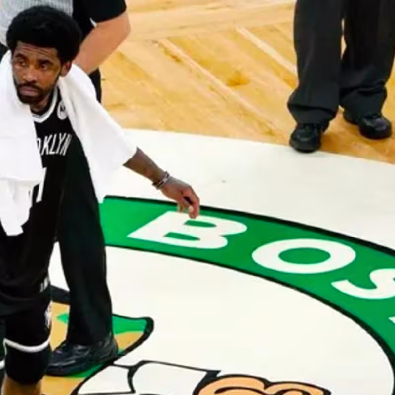 Kyrie Irving planea renovar su contrato con Brooklyn Nets