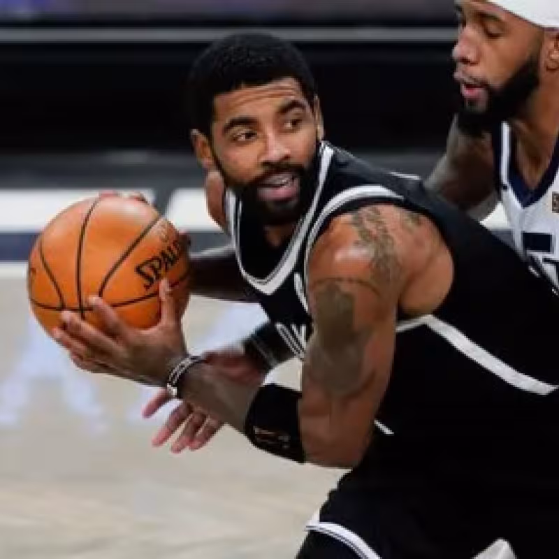 Kyrie Irving ha sido multado con 50.000 dólares