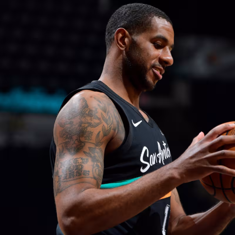 LaMarcus Aldridge, traspaso y posible buyout desde Spurs. Foto: gettyimages