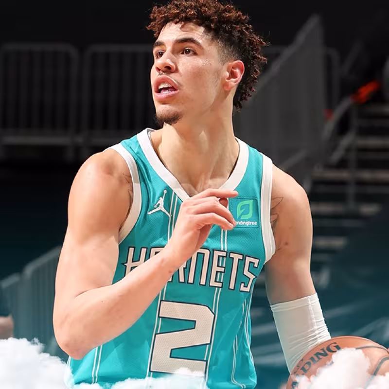 Terry Rozier y LaMelo Ball someten a los Timberwolves de Ricky Rubio y Karl-Anthony Towns