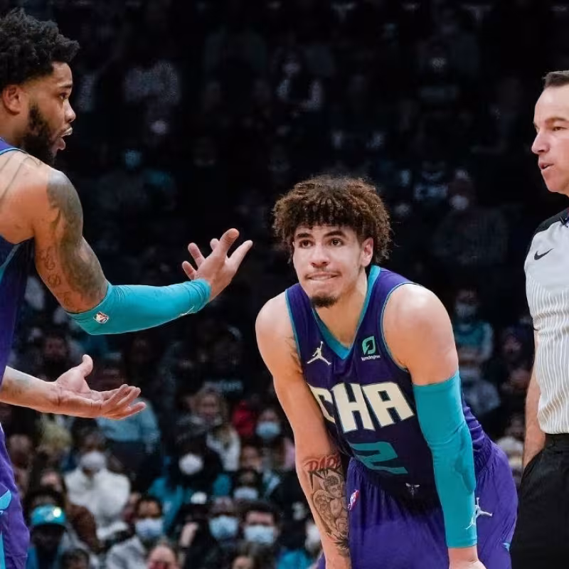 LaMelo Ball y Miles Bridges, dos de las grandes ausencias del All Star Game. 