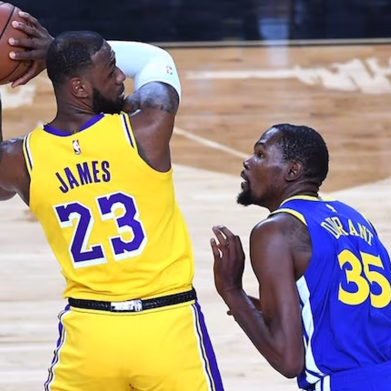 Los dos mejores jugadores de la NBA en su último enfrentamiento. Foto: nba.com