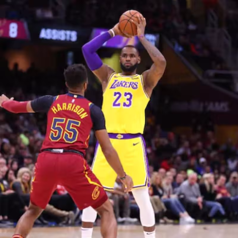 A LeBron James le gusta mucho el roster de Cleveland Cavaliers