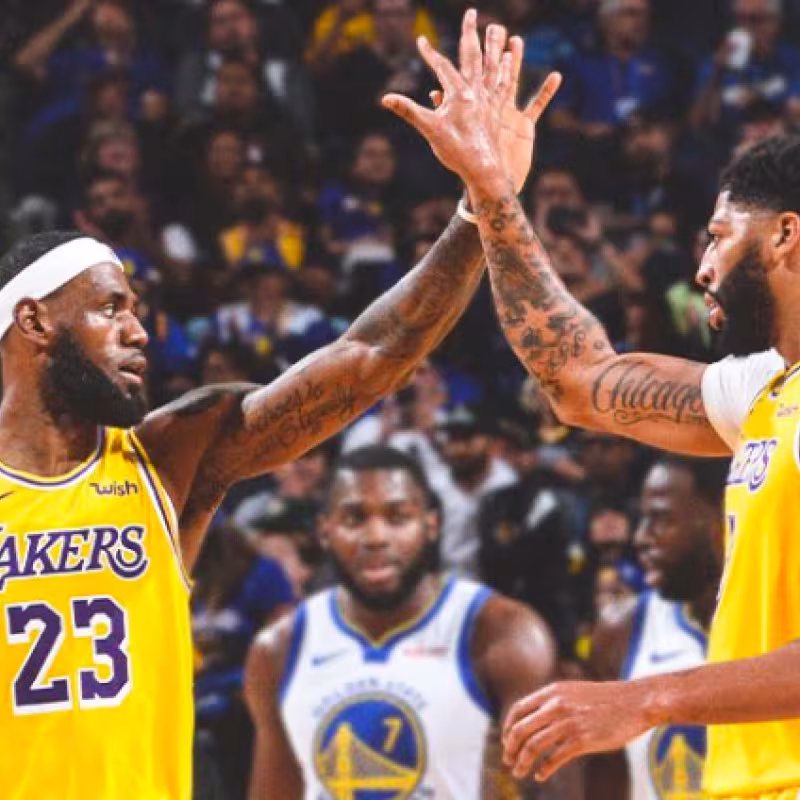 LeBron y Davis, en la selección de Estados Unidos.