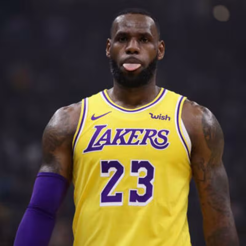 Lebron James lleva semanas organizando entrenamientos privados con compañeros