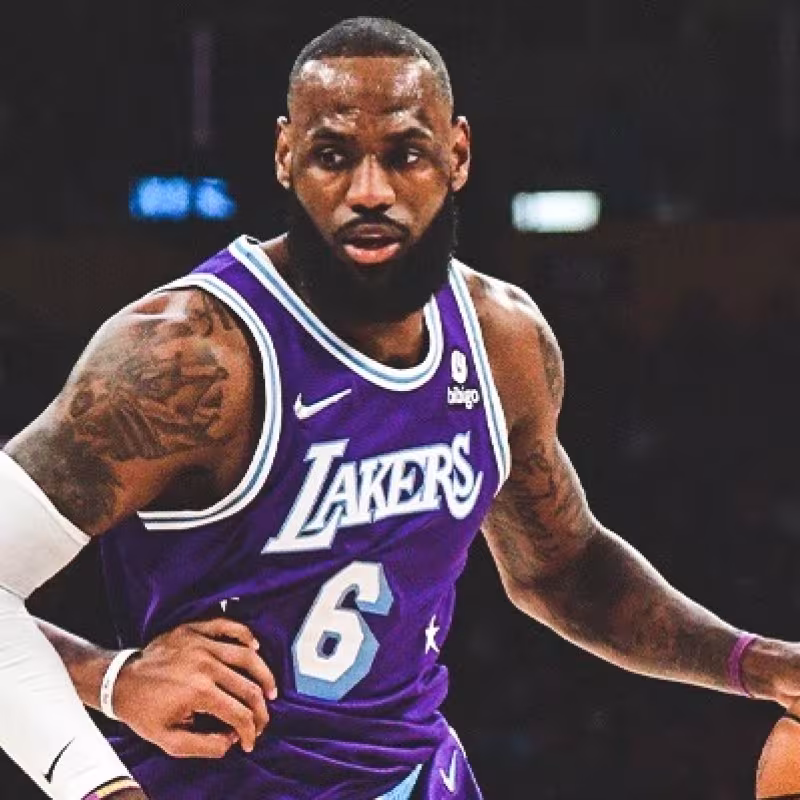 LeBron James y Danny Green, jugadores de Los Angeles Lakers.