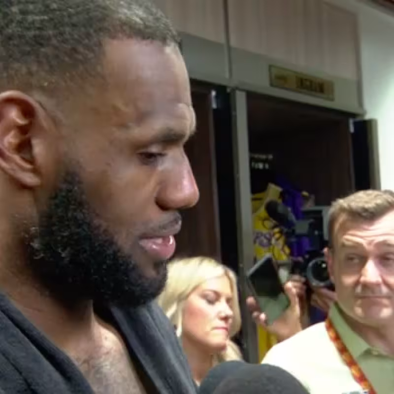 James justifica el mal inicio de los Lakers al más puro estilo Sixers: "Esto es un proceso"