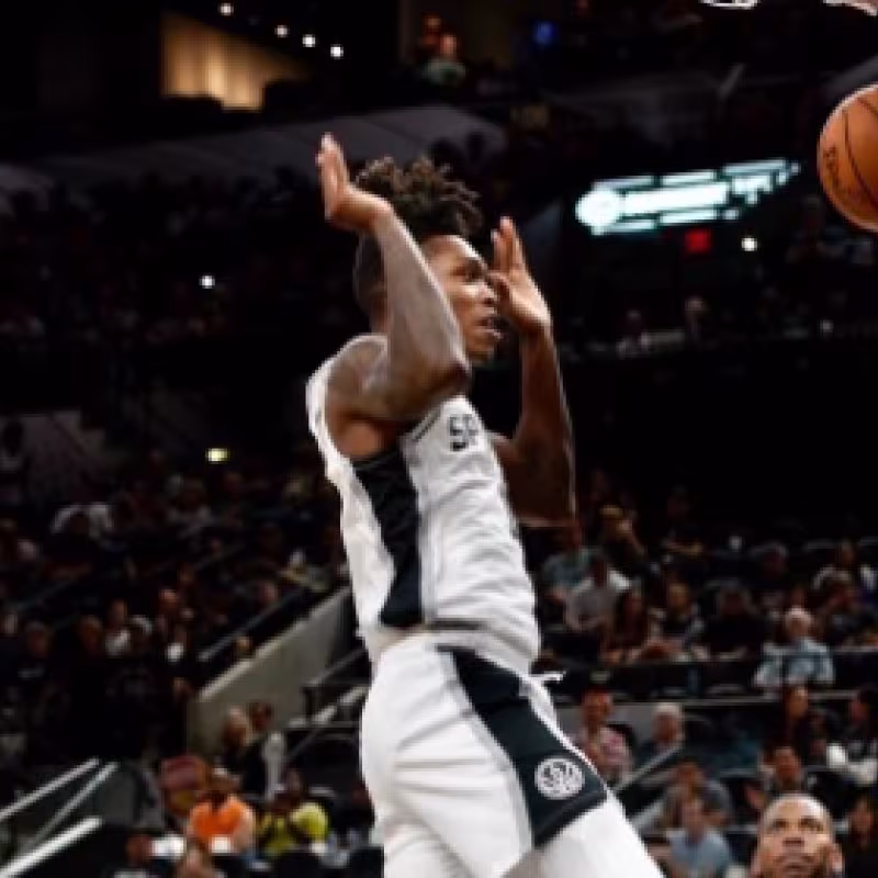 Loonie Walker IV se perderá el inicio de la temporada con los Spurs