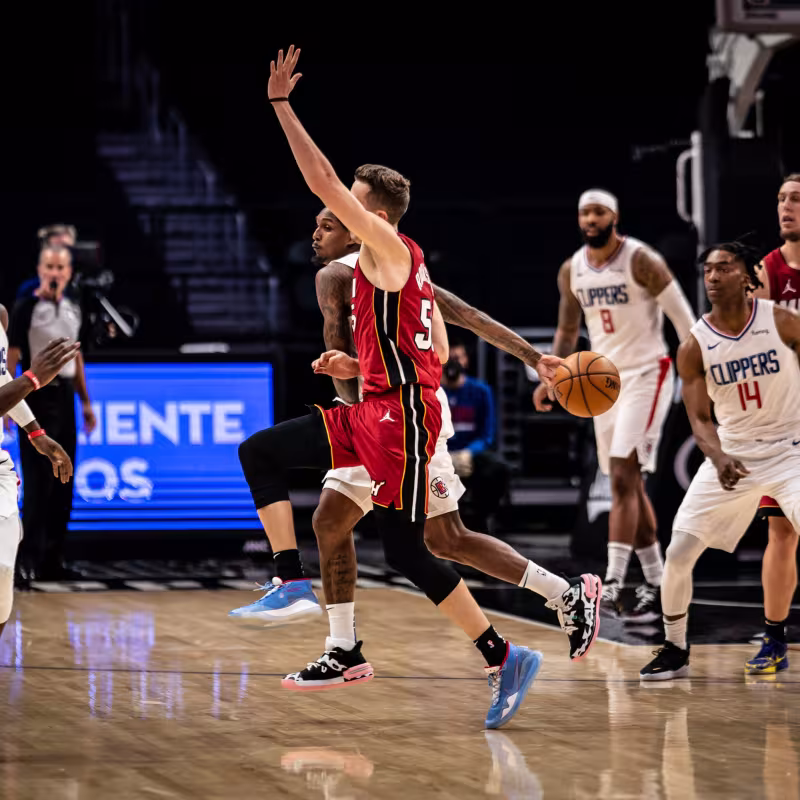 Los Clippers vuelven a ganar a los Heat esta vez liderados por Marcus Morris