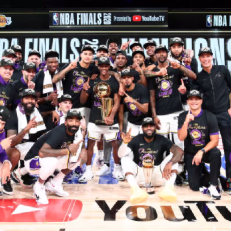 Los Angeles Lakers, cómo mejorar su plantilla. Foto: gettyimages