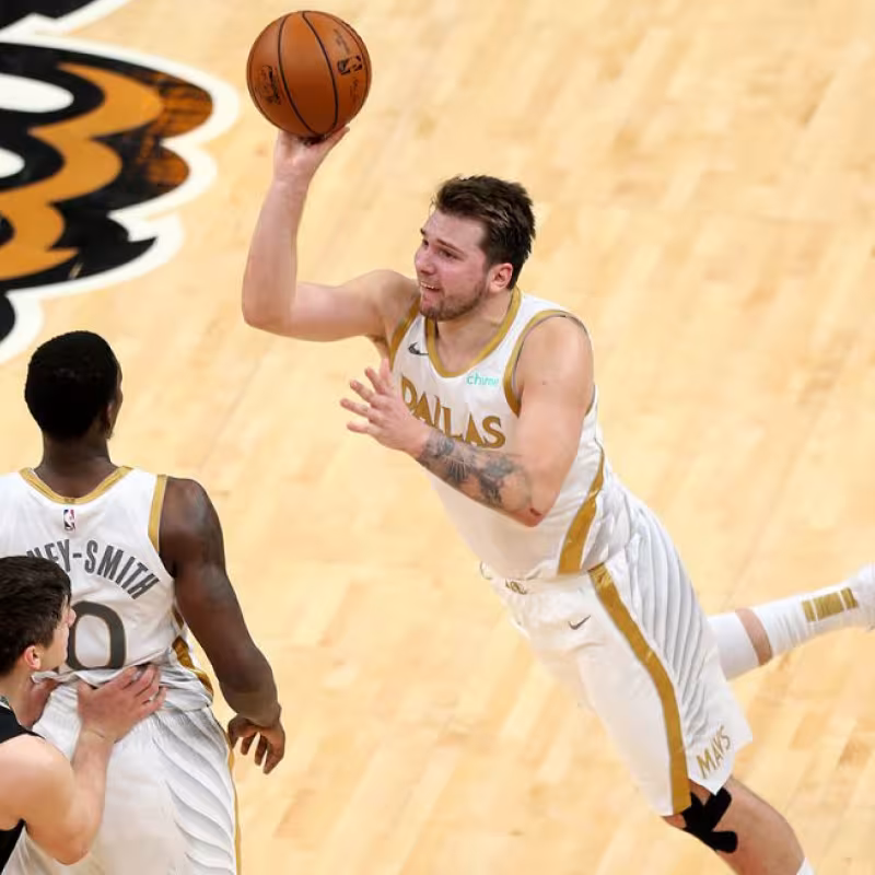 Luka Doncic y el recopilatorio de sus canastas imposibles en la NBA