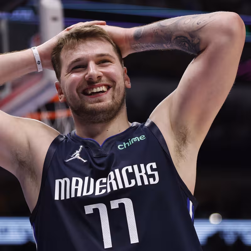 Estadísticas NBA: El histórico récord negativo de Luka Doncic en Playoffs