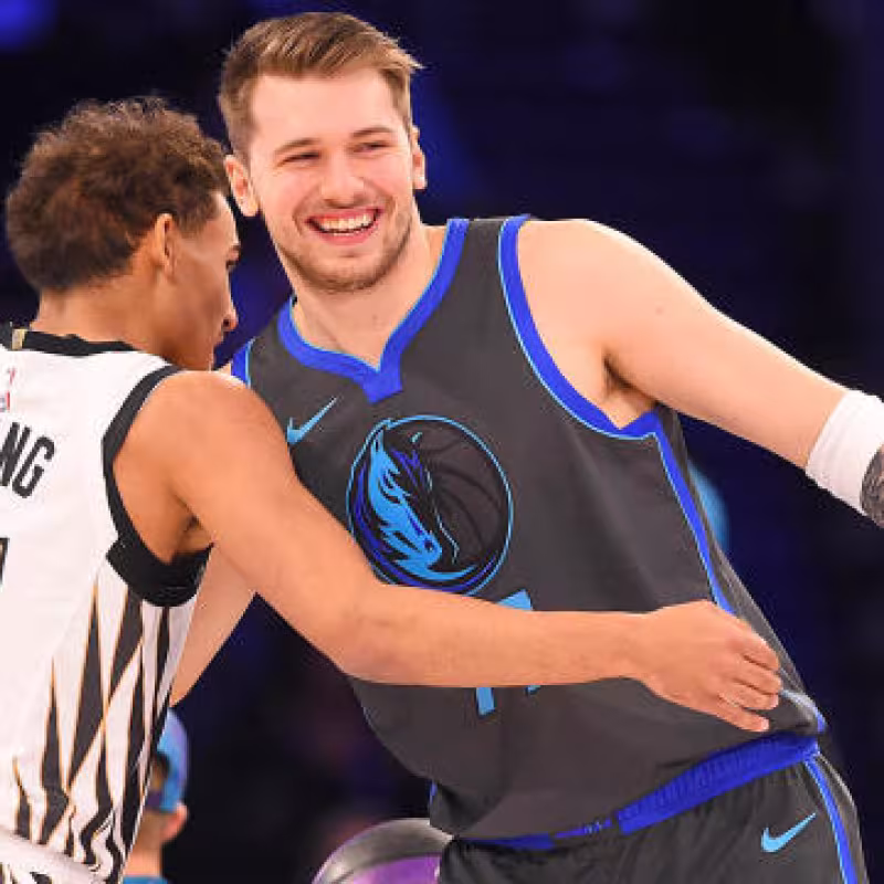 Luka Doncic y los Mavericks llegan a Orlando con energía