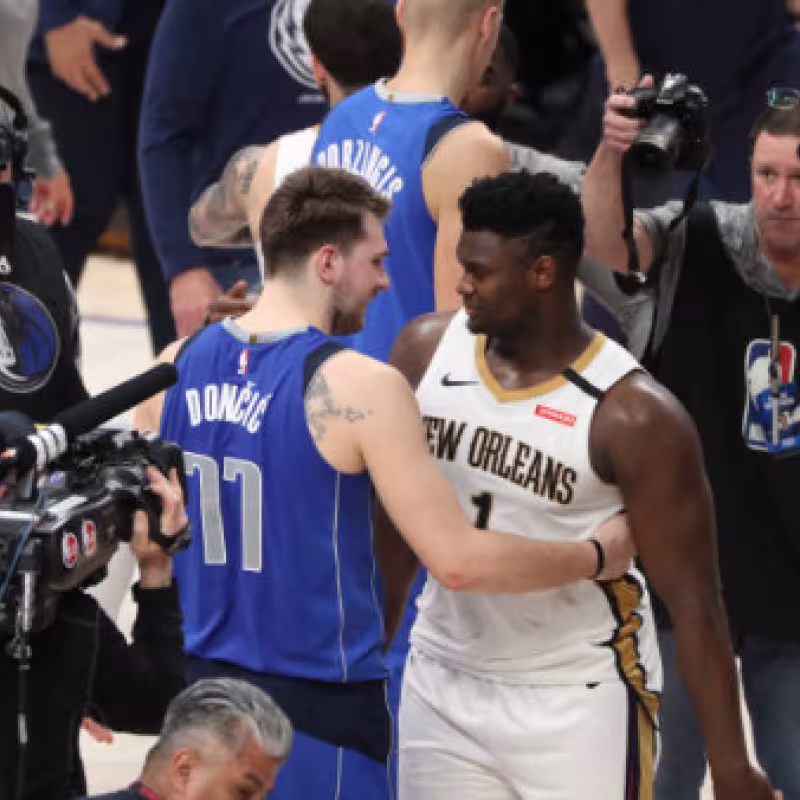 Luka Doncic vs Zion Williamson. Foto: gettyimages