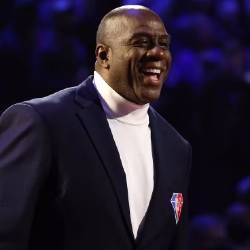 Magic Johnson, cerca de hacerse propietario de un equipo de la NFL