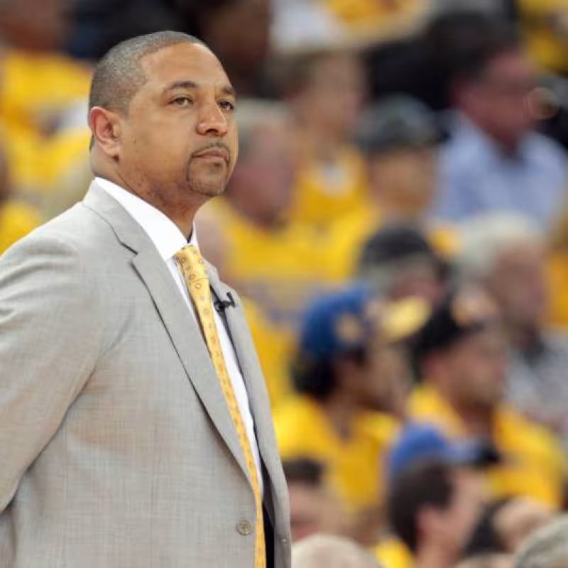 Mark Jackson quiere volver a entrenar en la NBA
