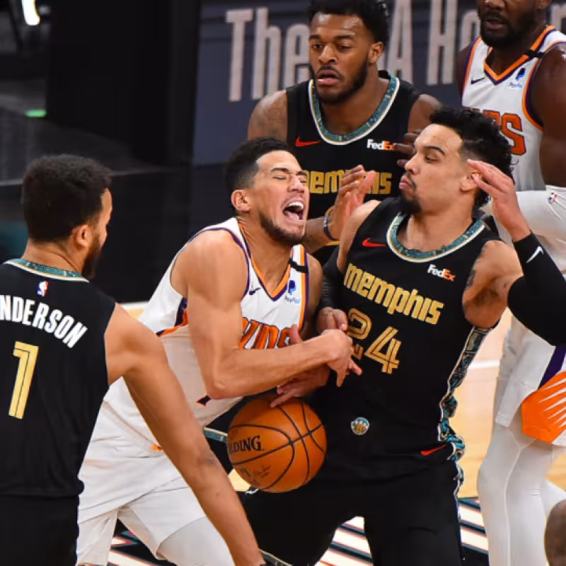 Ja Morant lidera el triunfo de los Grizzlies ante los Suns de un horrible Devin Booker