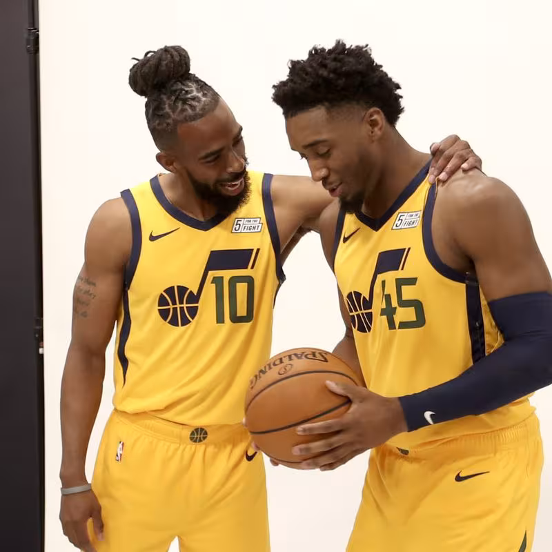 Mike Conley y Donovan Mitchell | Foto: utah jazz