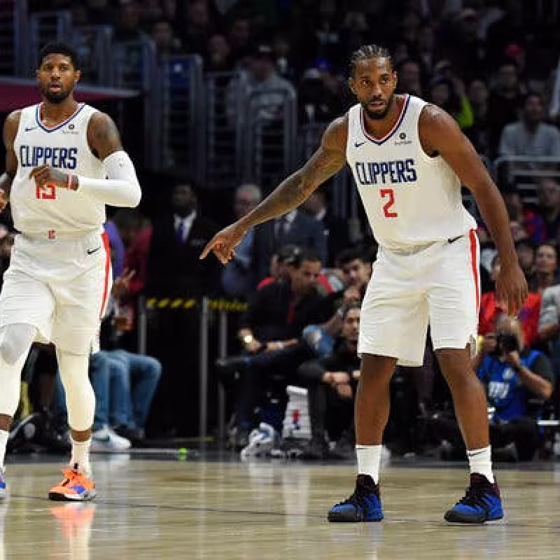 Kawhi Leonard y Paul George | Foto: nba.com