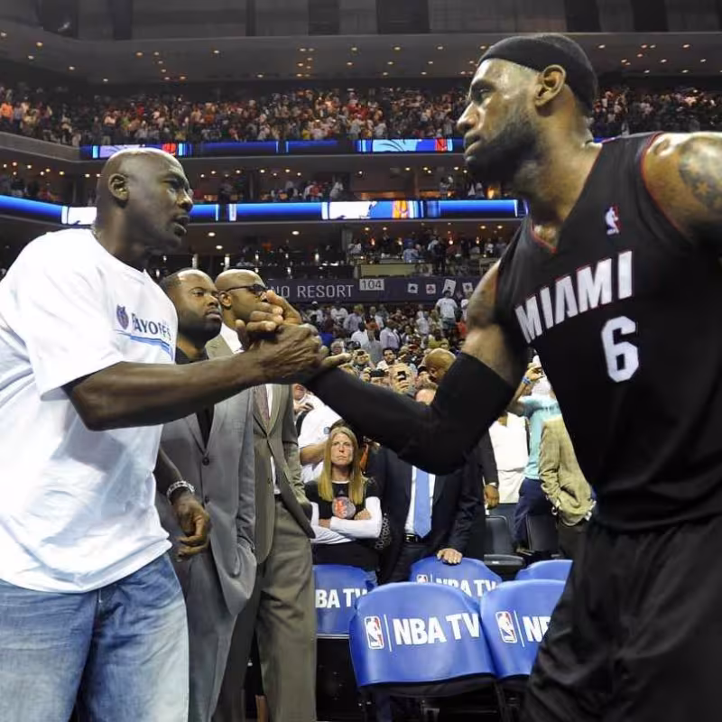 Michael Jordan y Lebron James. Foto: gettyimages