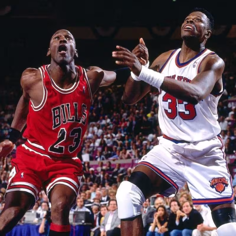 Michael Jordan, junto a Pat Ewing en un Bulls-Knicks. 