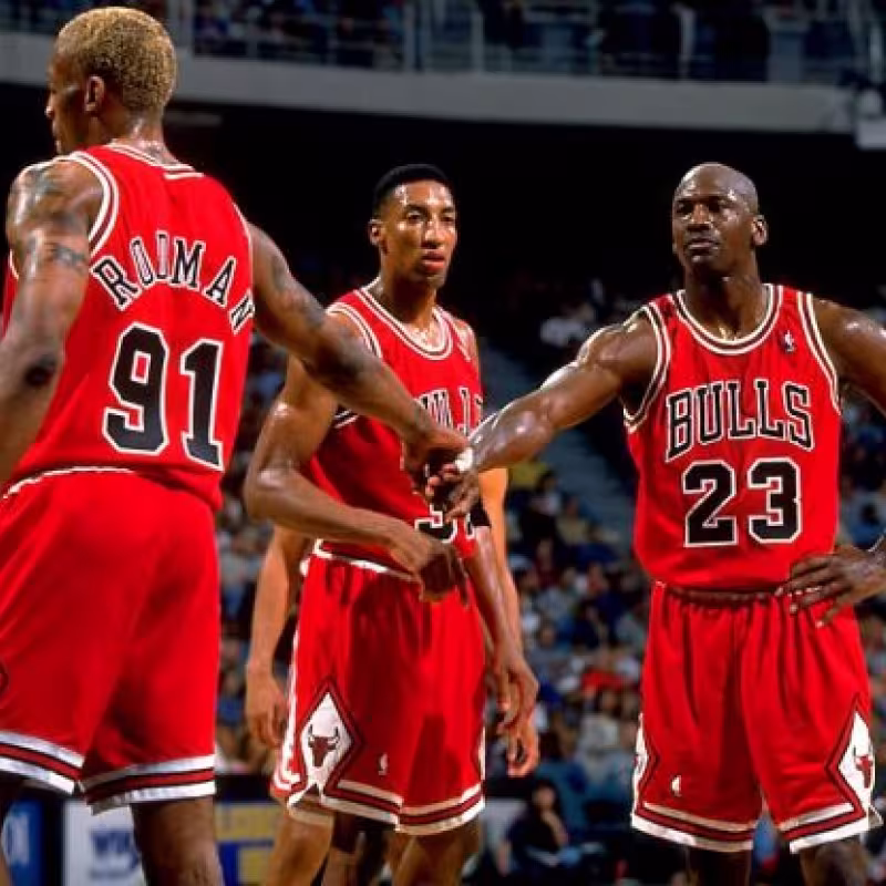 Dennis Rodman, Scottie Pippen y Michael Jordan.