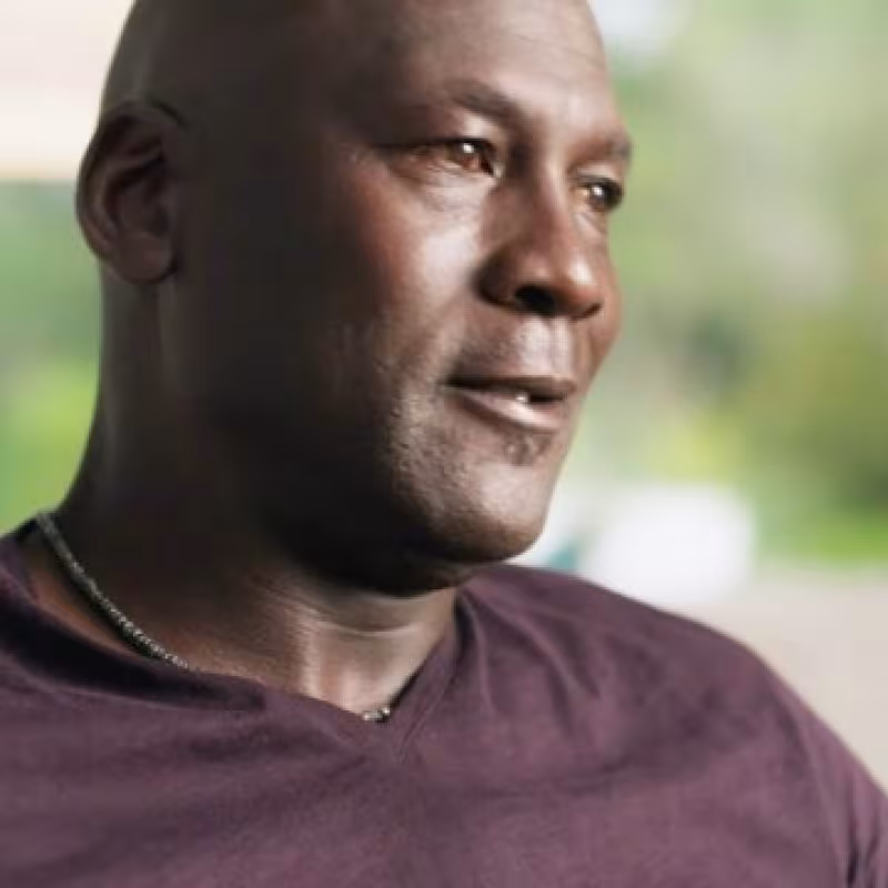 ¿Enfermedad en el hígado, adicción al alcohol? Todos los rumores sobre el por qué de los ojos amarillentos de Michael Jordan en The Last Dance