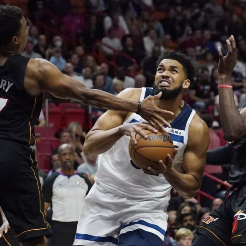 Chicago Bulls frena el ímpetu de Cavs y Minnesota Timberwolves sorprende a Miami Heat
