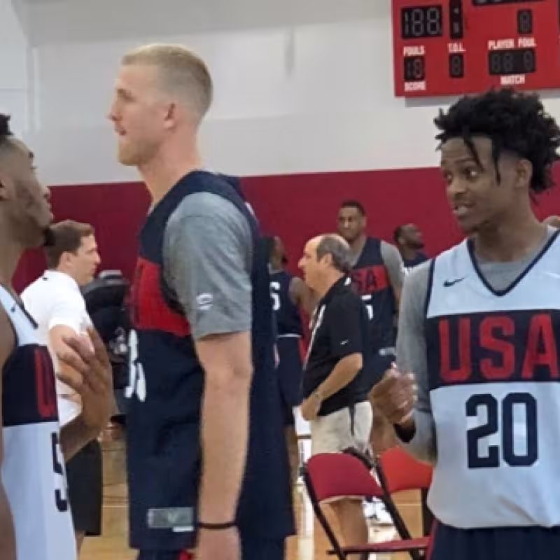 De’Aaron Fox y Donovan Mitchell, los más destacados de EEUU en los primeros entrenamientos