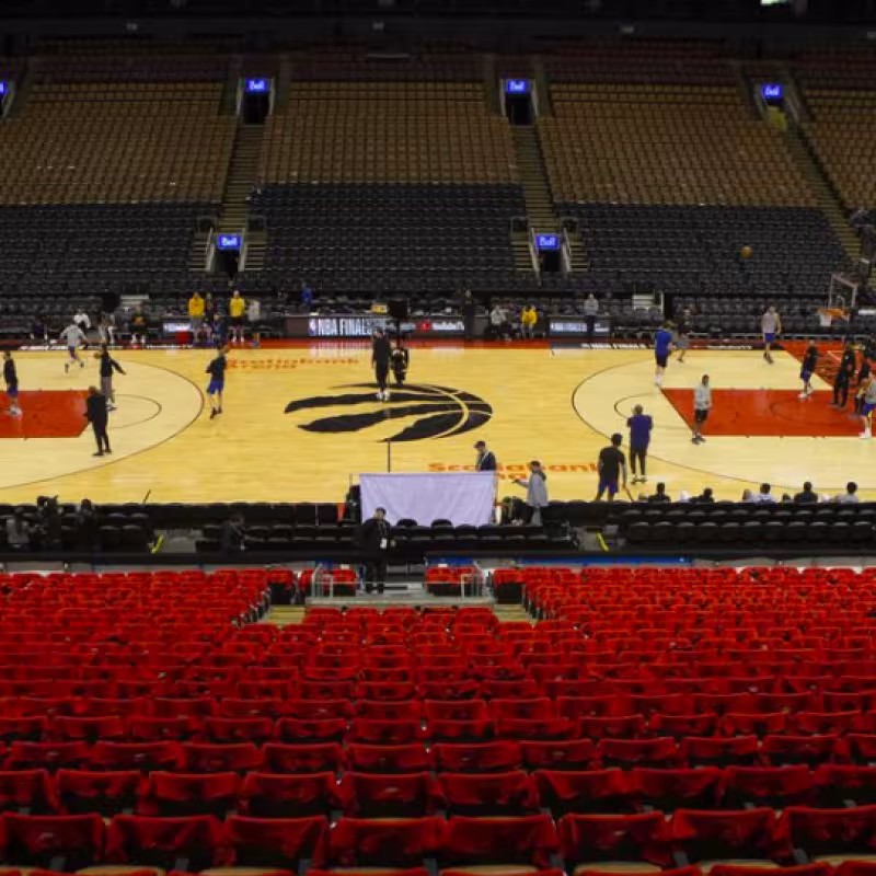 El coronavirus puede acabar con el público en la NBA.