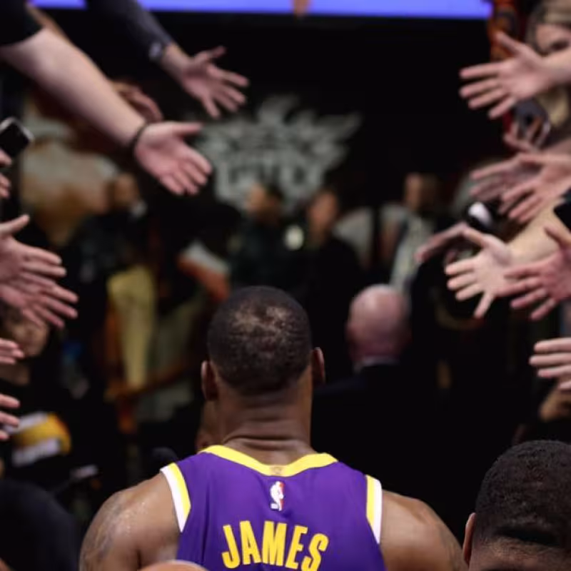 La NBA explica por qué jugadores asintomáticos se han hecho las pruebas del COVID-19