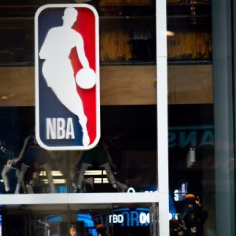 La NBA fija el 15 de mayo como la fecha en la que empezará a reducir los salarios de los jugadores