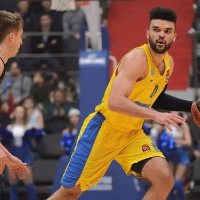 Los Bucks planean firmar a Elijah Bryant del Maccabi Tel Aviv