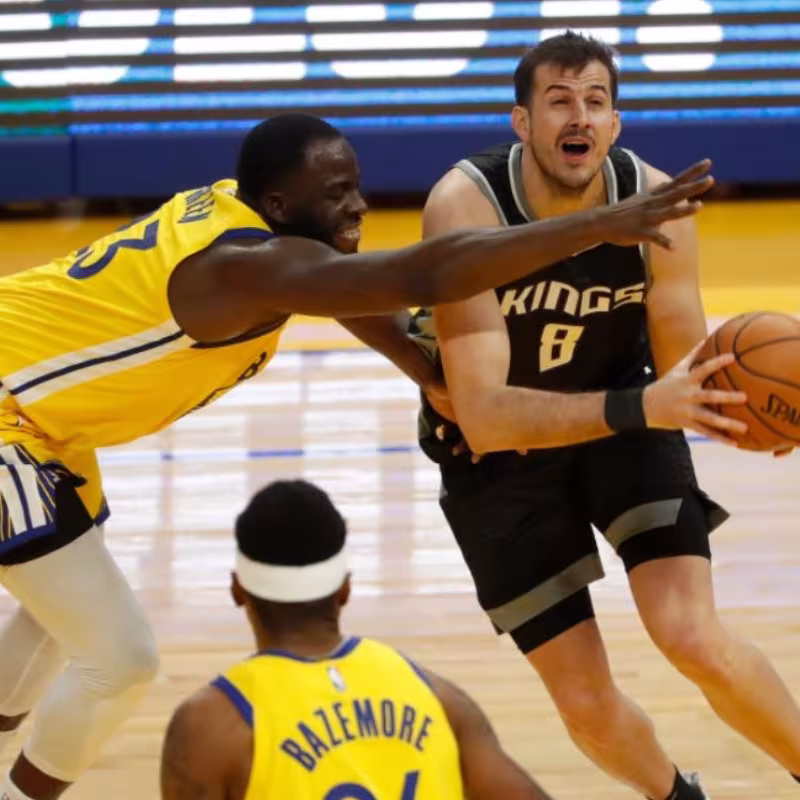 OFICIAL: Nemanja Bjelica refuerza a Golden State Warriors y Andre Drummond es nuevo jugador de Philadelphia Sixers