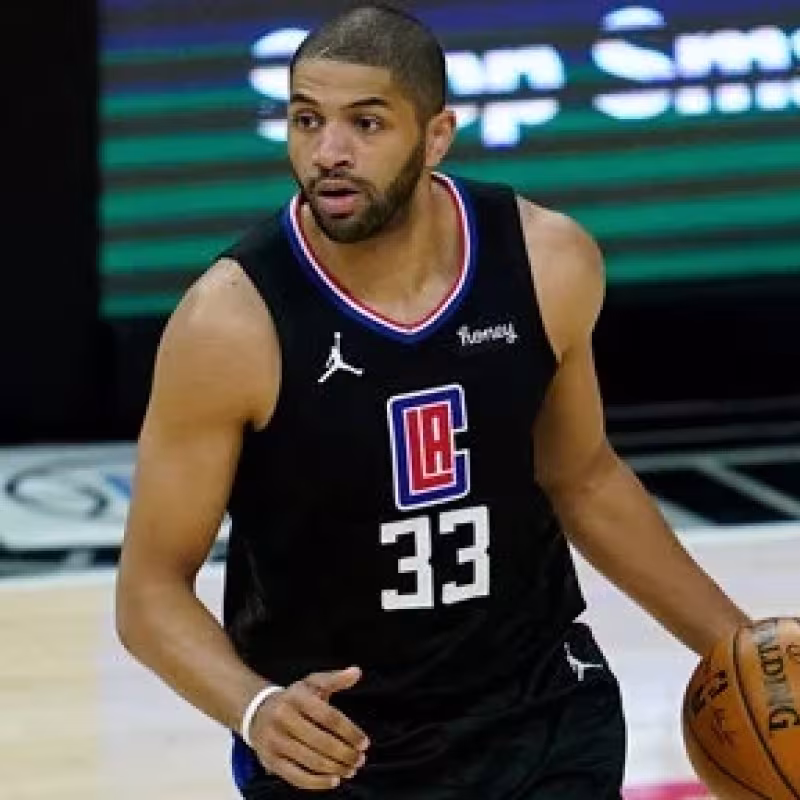 Nicolas Batum rechaza su opción de jugador con Los Angeles Clippers para negociar un nuevo acuerdo