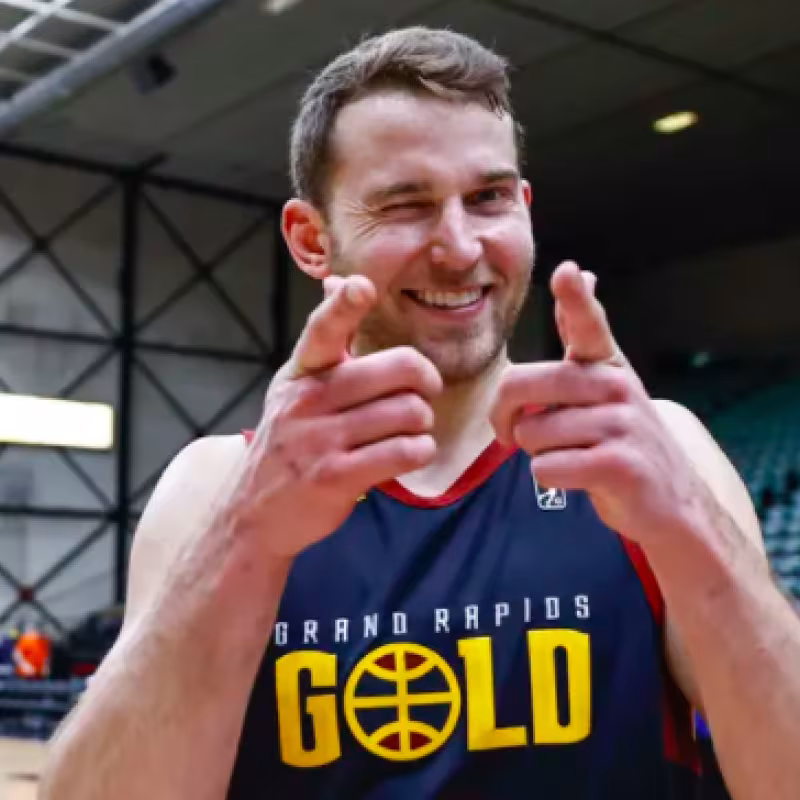 Mercado NBA: El increíble Nik Stauskas firma 2 años con Boston Celtics