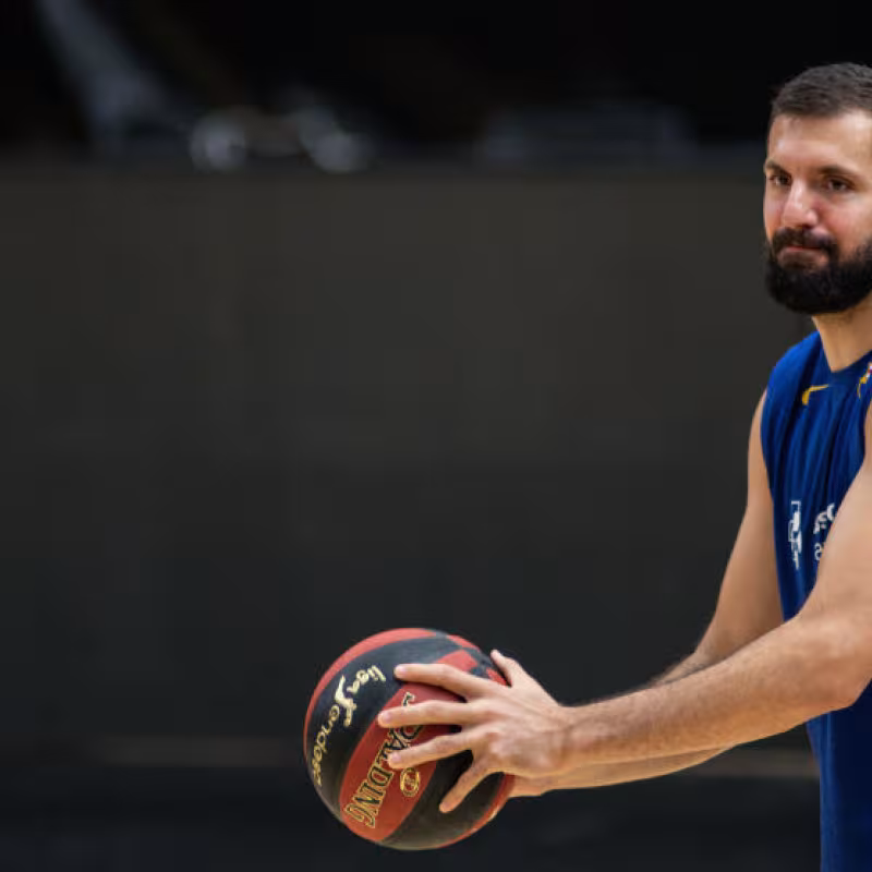 Inquietud en el Barça por el alcance de la lesión de Mirotic