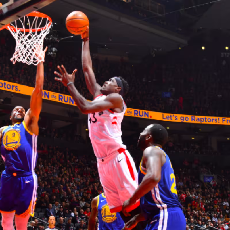 Los Warriors no supieron pararle: Pascal Siakam y sus 32 puntos