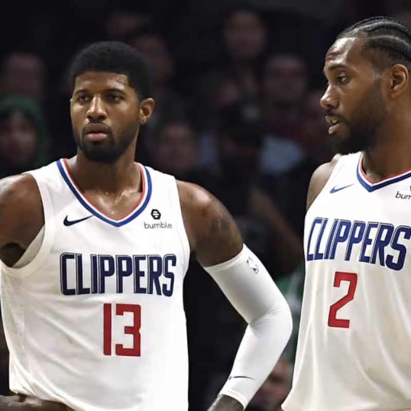Los Clippers cierran sus instalaciones tras un positivo por coronavirus