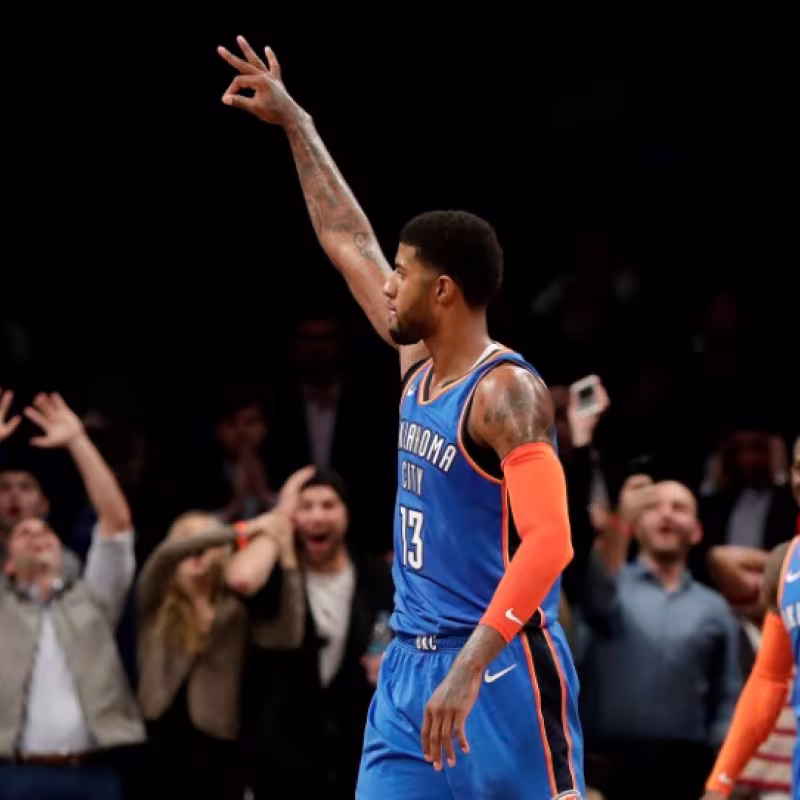 Paul George, jugador de Oklahoma City Thunder.