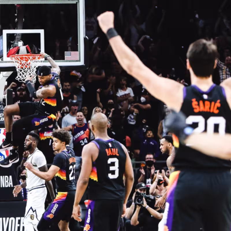 Los Suns ganaron a los Nuggets en el primer duelo de la serie.