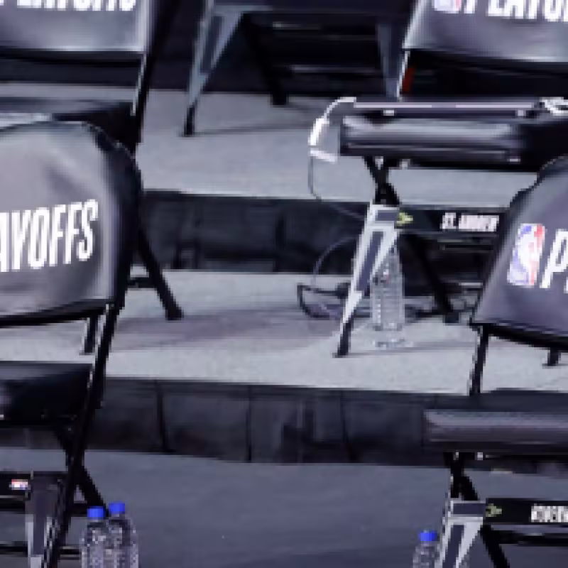 Se cancelan oficialmente los partidos de playoffs de hoy y se discute empezar viernes o sábado